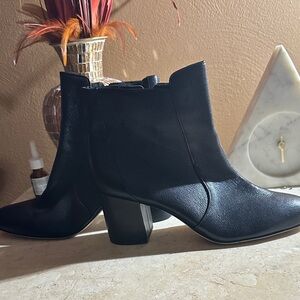 Black Leather DIANE von FURSTENBERG  Ankle Boots